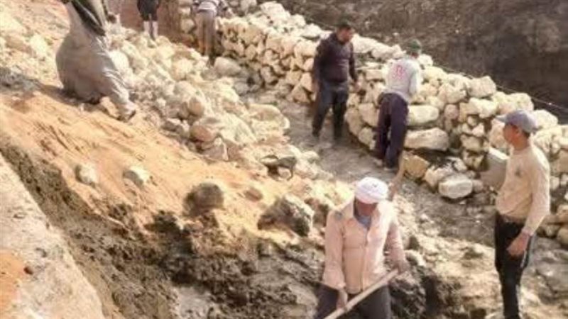 جانب من أعمال إنشاء