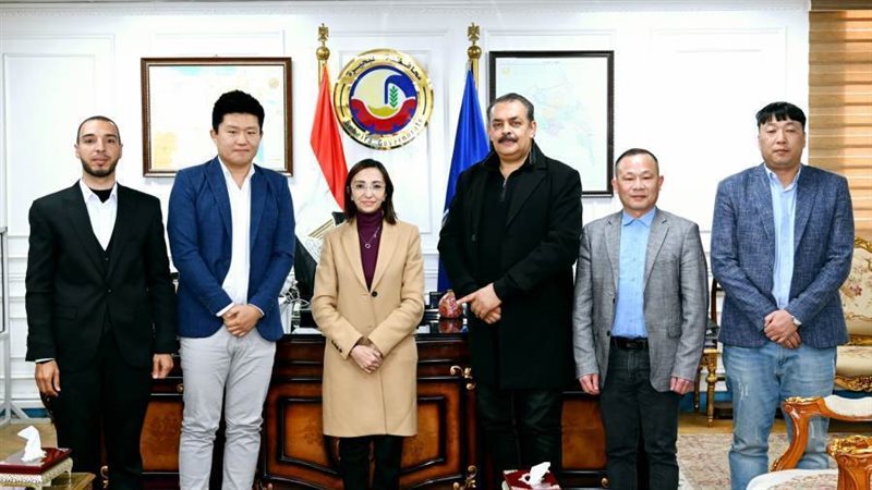 محافظ البحيرة والوفد