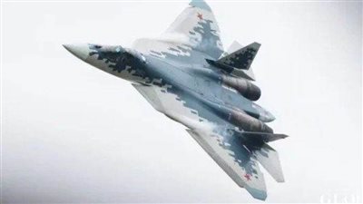 عاجل.. مقاتلة “سو-57” الروسية تتفوق على طائرة “إف-35” الأمريكية بقدرتها على المناورة
