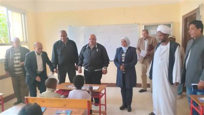 مدير تعليم البحر الأحمر يقود قافلة تعليمية موسعة لإدارة حلايب| صور