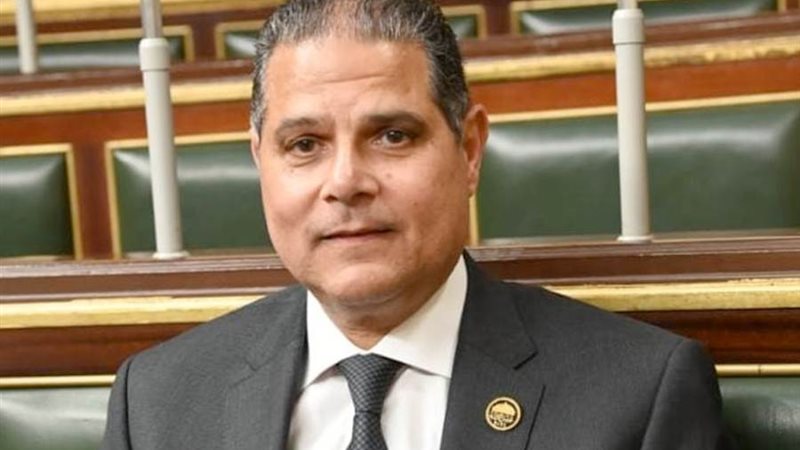 النائب أحمد الخشن