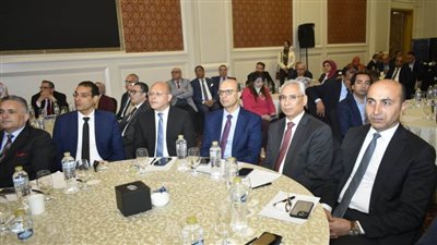 رئيس جامعة دمنهور يشارك في إطلاق مبادرة «السياسة الوطنية للابتكار المستدام»