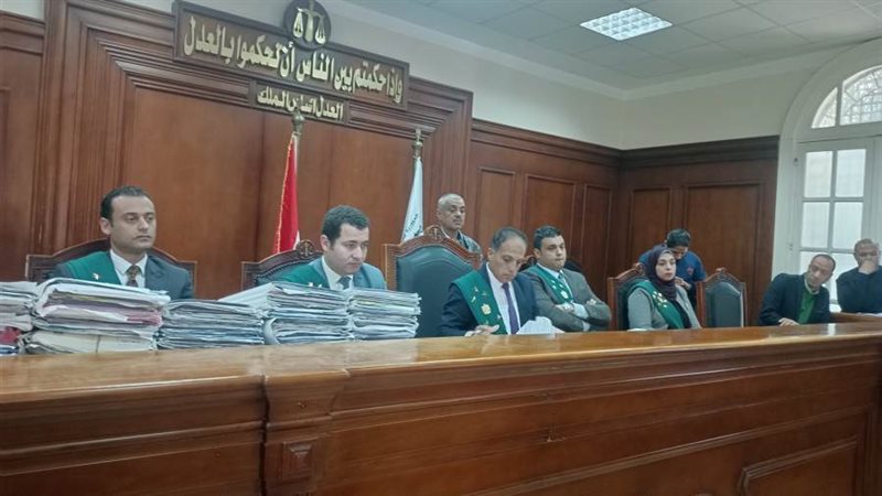 منصة المحكمة