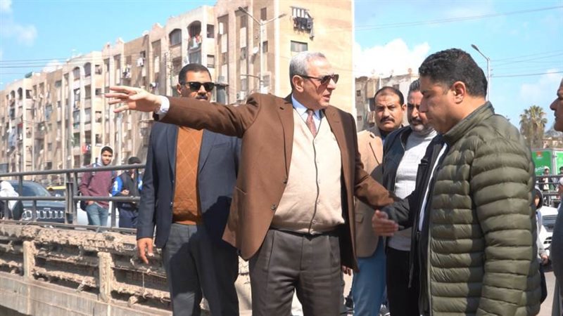 محافظ الغربية خلال