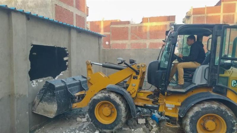 حملة مكبرة لإزالة