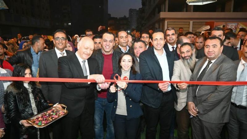 افتتاح معرض أهلا