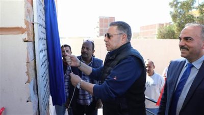 محافظ البحر الأحمر يفتتح وحدة الزهراء الاجتماعية بالقصير لدعم الأسر المستحقة |صور 
