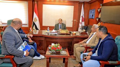 محافظ سوهاج يدشن قافلة لتركيب أجهزة تعويضية وأطراف صناعية بالمجان للاشخاص ذوي الإعاقة بنطاق المحافظة