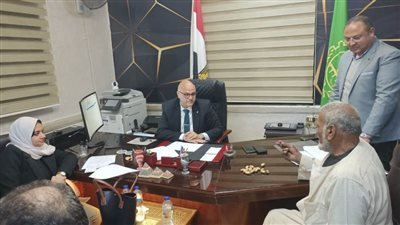 محافظ القليوبية يبحث مشاكل المواطنين في اللقاء الأسبوعي بقليوب 