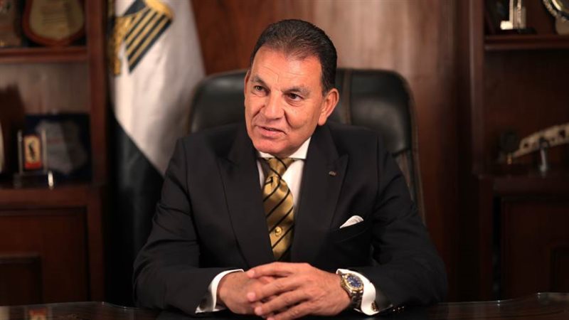 اللواء حاتم باشات