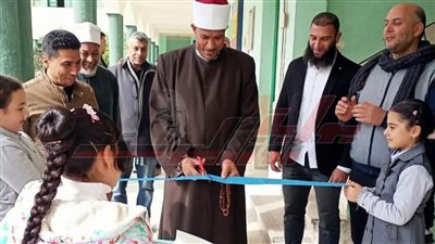 رئيس المنطقة الأزهرية يفتتح معرض نادي اللغة الإنجليزية كفر الشيخ