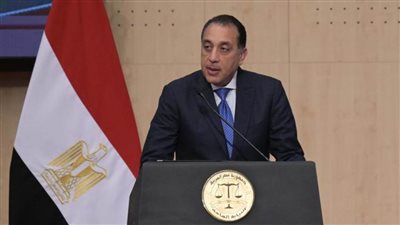 مدبولي: استراتيجية النيابة العامة للتدريب تهدف لإعلاء قيمة العلم والتطوير