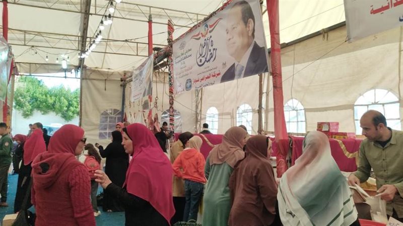 جانب من المعارض