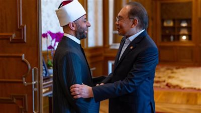 ماليزيا تؤيد الموقف المصرى للقضية الفلسطينية.. رئيس الوزراء الماليزي يستقبل وزير الأوقاف