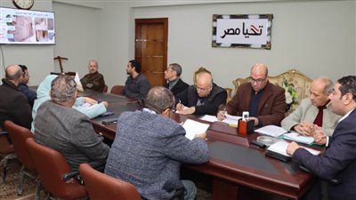 نائب محافظ بني سويف يترأس اجتماعًا لمناقشة ملفات التقنين