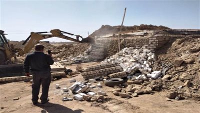 أسوان: مواصلة إزالة التعديات على أراضي أملاك الدولة 