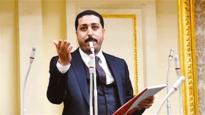 برلماني: قانون العمل الجديد 