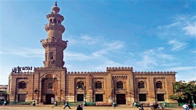 مسجد السيدة عائشة.. بين عبق التاريخ وروحانية المكان