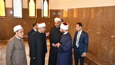 وزير الأوقاف يتفقد مسجد السيدة سكينة رضي الله عنها 