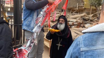 كنيسة العذراء مريم بالشرقية تشارك في تعليق الفوانيس وزينة رمضان