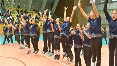 بنات الزهور 13 تكتسح هليوبوليس وتحصد برونزية بطولة القاهرة للكرة الطائرة