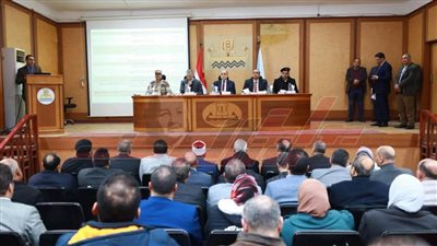 مناقشة موقف تنفيذ مشروعات الخطة الاستثمارية للعام المالي 2024-2025