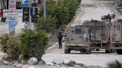 اعتقال 6 فلسطينيين في سلفيت.. ومستوطنون يعتدون على المواطنين بالأغوار