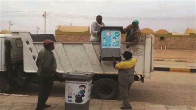 محافظ أسوان.. تكثيف أعمال النظافة العامة وإزالة الإشغالات وإنارة الشوارع وتهذيب وري الأشجار 