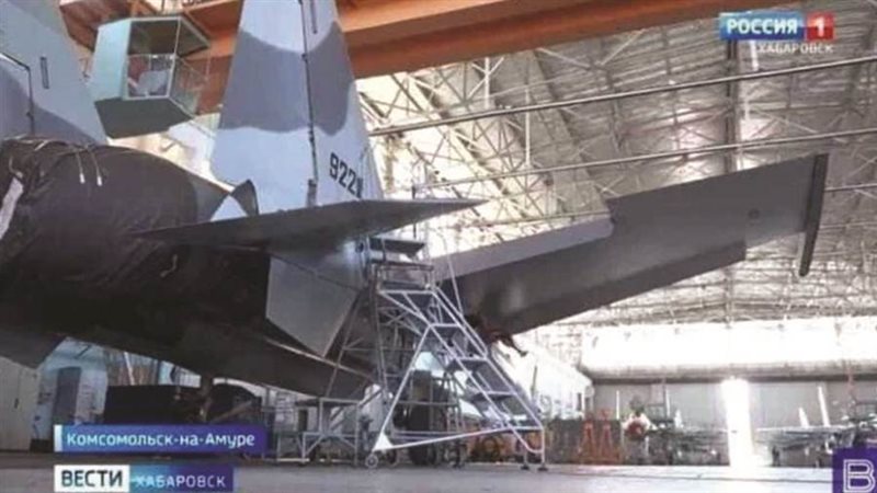 تجميع طائرات سو-35