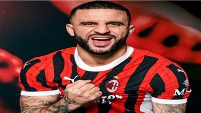 ووكر يعود لتشكيلة ميلان الأساسية في مباراة لاتسيو في الدوري الإيطالي بعد غياب مباراتين