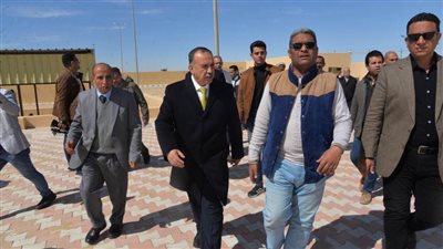 محافظ أسيوط يتفقد الأعمال الجارية بمشروع المجزر النصف الآلي للماشية بعرب مطير بتكلفة 39 مليون جنيه 