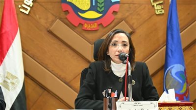 عازر.. لا تهاون والتعامل بحزم وفعالية مع ملفات التصالح وتقنين الأراضي 