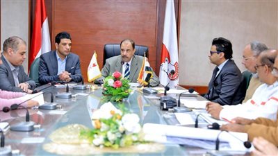 محافظ سوهاج يعقد اجتماعا لمناقشة الموقف التنفيذي لمشروعات مستشفى البلينا المركزي