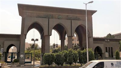 رئيس جامعة الأزهر يؤكد أهمية الملتقيات الفكرية لمعالجة قضايا الفكر والتأصيل العلمي