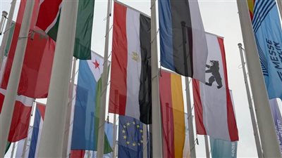 الواجهات الرئيسية لمقر بورصة برلين السياحية تتزين بشعار الحملات الدعائية للمقصد السياحي المصري