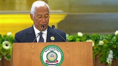 على هامش القمة العربية.. الرئيس السيسي يلتقي رئيس المجلس الأوروبي 