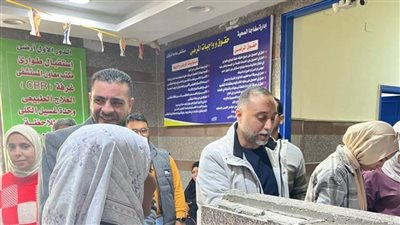 مدير إدارة المستشفيات والعلاج الطبيعي بالبحر الأحمر يتابع سير العمل بمستشفى سفاجا المركزي.. صور