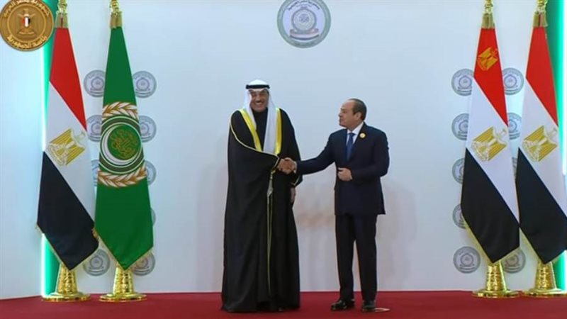 الرئيس السيسي يستقبل