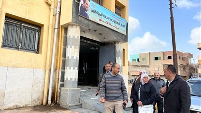 سكرتير عام بني سويف يتفقد سير ومنظومة العمل بملف التصالح بالمركز التكنولوجي بسمسطا