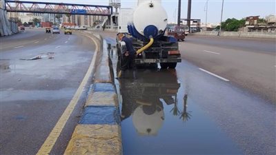 محافظ الإسكندرية يتابع تداعيات حالة عدم الاستقرار في الأحوال الجوية