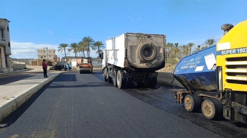 جانب من أعمال الرصف