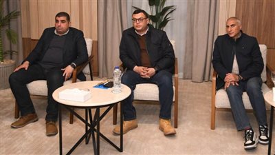 وزير الإسكان يستعرض موقف المشروعات التنموية بالعلمين الجديدة