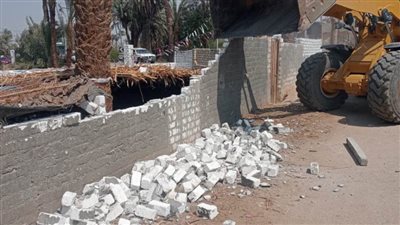 إزالة 20 حالة تعدٍ على أراضٍ زراعية وأملاك دولة بمركزي أسيوط وصدفا