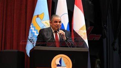 رئيس جامعة كفر الشيخ: يوم الشهيد تخليدًا لذكرى كل شهيد ضحى فداء وطنه