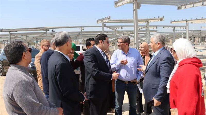 مجمع مواقف عدلى منصور