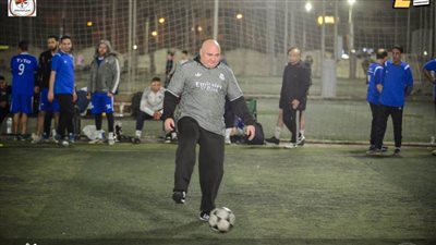 نقيب العاملين بالنيابات والمحاكم يحرز هدف الفوز في مباريات أمس للدورة الرمضانية للنقابة العامة