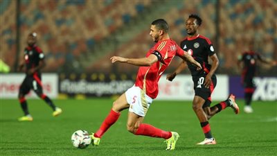 الأهلي يطالب اتحاد الكرة والرابطة بإقامة مباراة القمة بتحكيم أجنبي