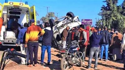 إصابة 8 عمال زراعيين بحادث انقلاب سيارة بصحراوى النوبارية