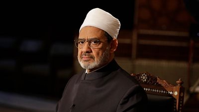 شيخ الأزهر يُوضِّح حقيقة اسم الله 
