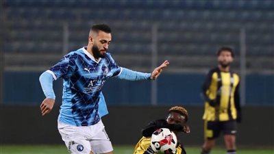 موعد وحكام مباراة بيراميدز والجيش الملكي